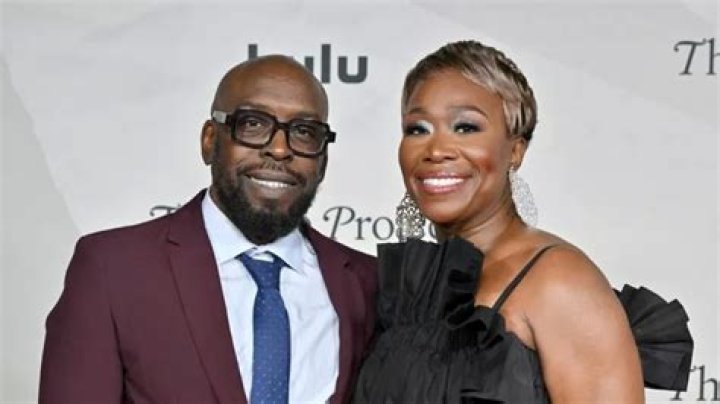 Aisha Mills Amplified, Bio, Wiki, Age, Parents, Wife, MSNBC, Salary, and Net Worth