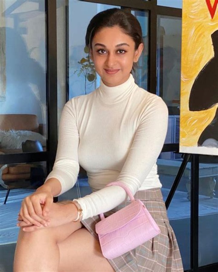 Aishwarya Arjun Biography, Facts & Life Story