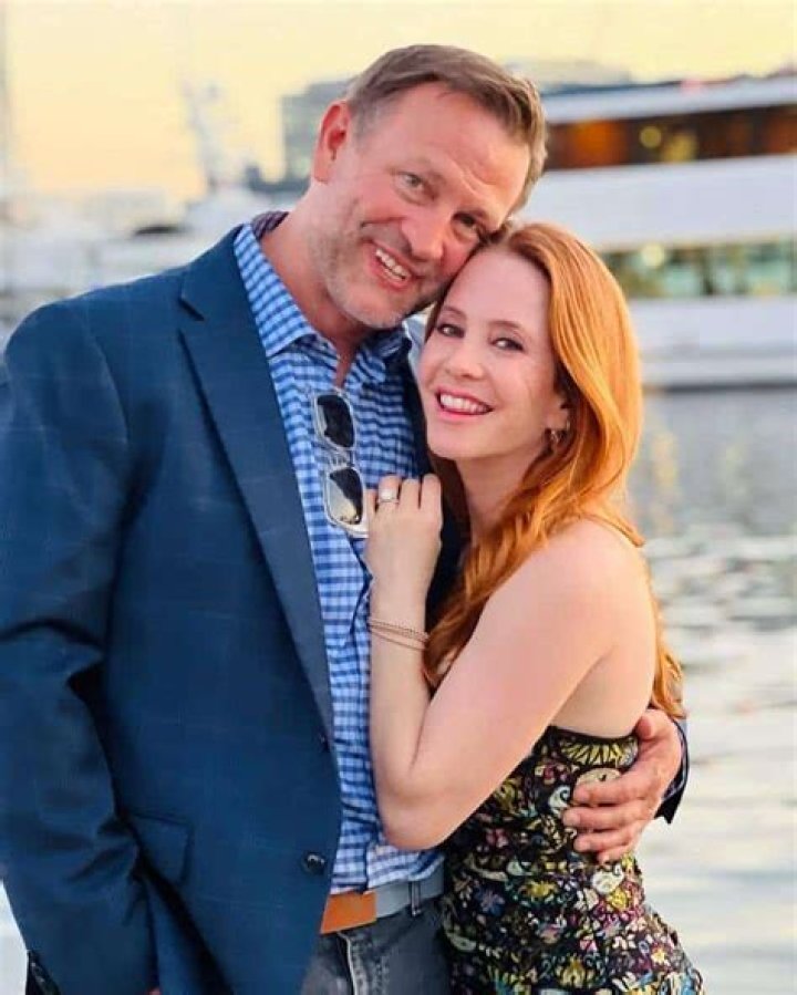 Amy Davidson Net Worth