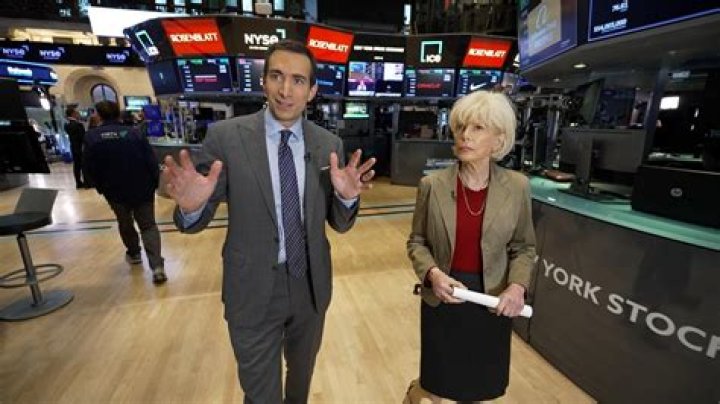 Andrew Ross Sorkin CBNC, Bio, Wiki, Age, Wife, Billions, Books, Salary, and Net Worth