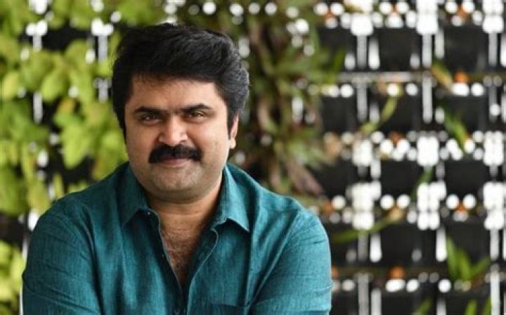 Anoop Menon – Biography, Facts & Life Story