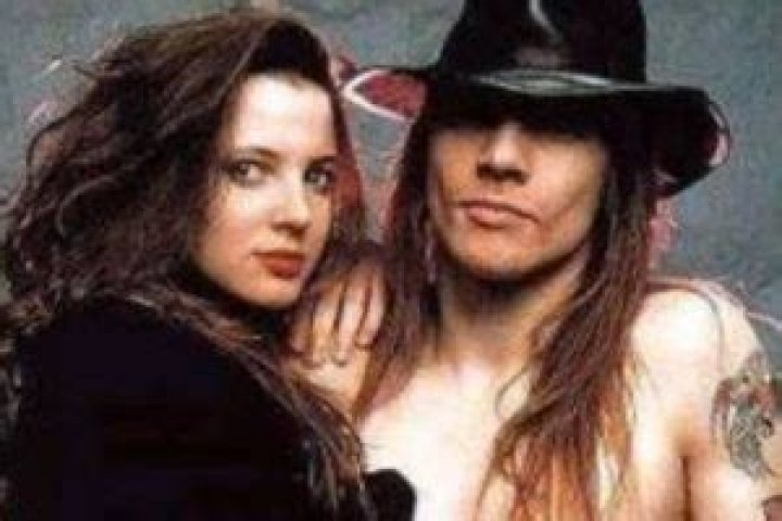Axl Rose Net Worth – Income And Earnigs From AC/DC And Other Ventures