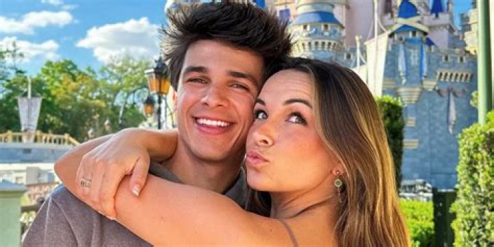 Brent Rivera, Bio, Wiki, Age, Girlfriend, Sister, TikTok, and Net Worth