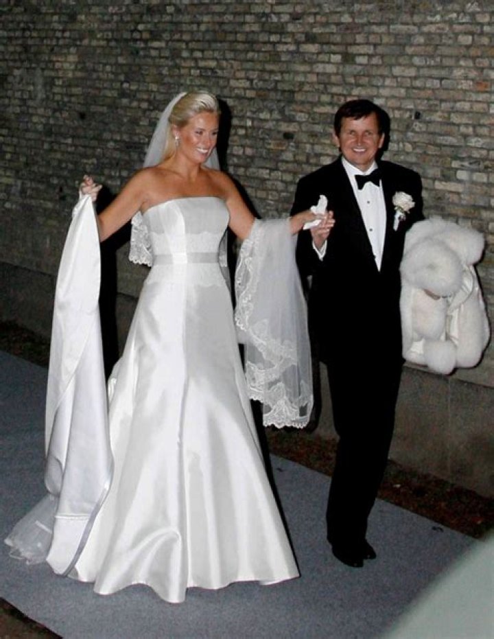 Bruce Williams Remains Married With Wife? Personal Life Looks Like This