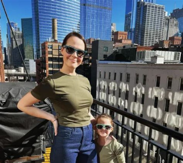 Emily Wahls Fox32, Bio, Wiki, Age, Family, Husband, WLNS, Salary, and Net Worth