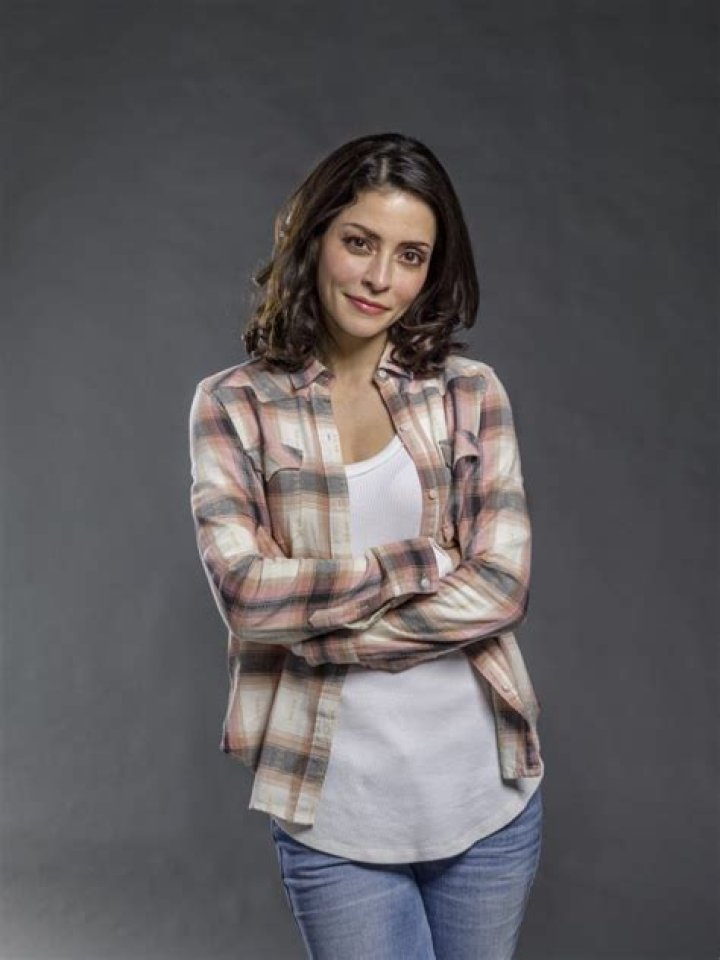 Emmanuelle Vaugier – Biography, Facts & Life Story