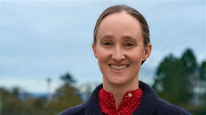 Hannah Knowles WWMT, Bio, Wiki, Age, Husband, KOMO, Salary, and Net Worth