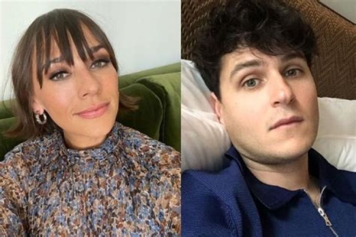 How Did It All Begin For Ezra Koenig And Rashida Jones? Love Life And More