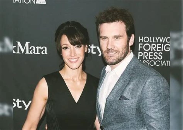 How Jennifer Beals Shared Zeal of Advocacy with Her Husband?
