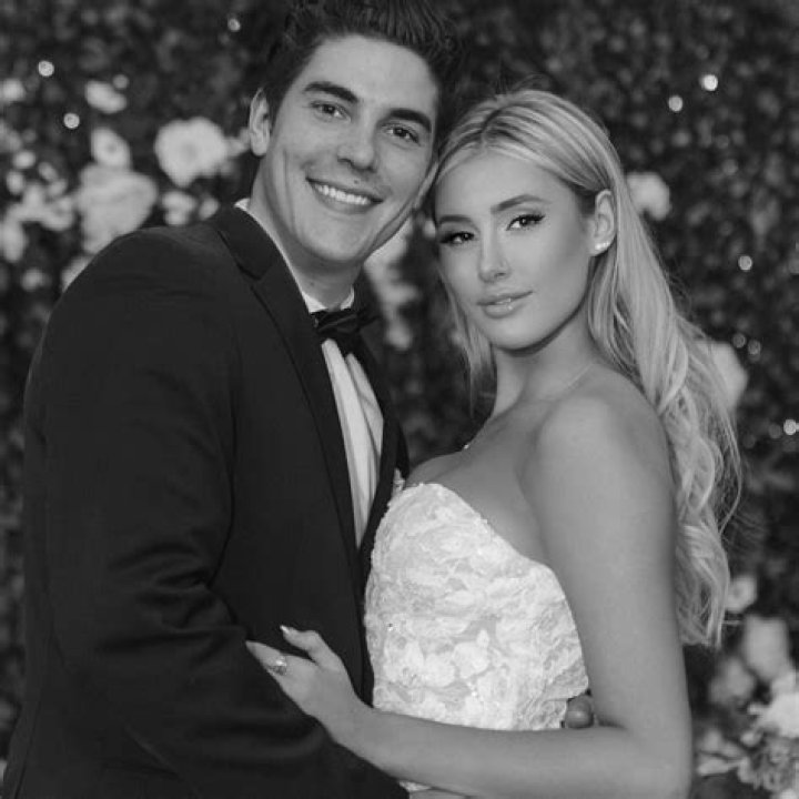 Is Carly Lawrence Dating Bennett Sipes? New Boyfriend Revealed