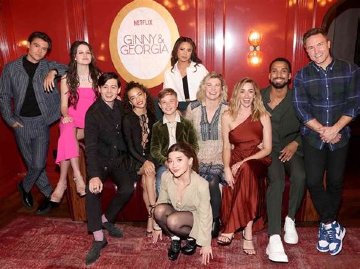 Is Ginny & Georgia Star Felix Mallard Hair Real? Long Hair