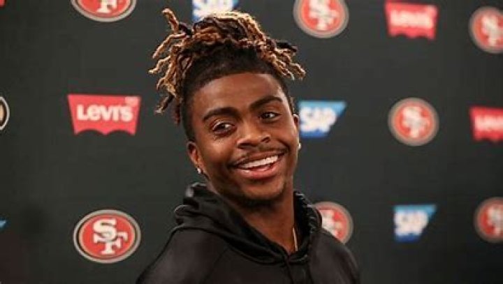 Is Jerick McKinnon Related To Dennis McKinnon?