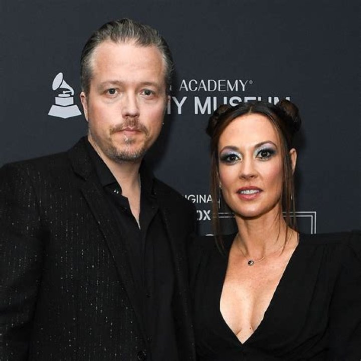 Jason Isbell Singer, Bio, Age, Height, Wife, Songs, and Net Worth