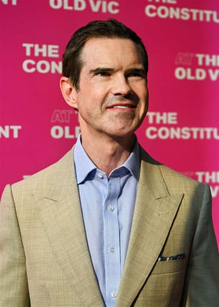 Jimmy Carr Bio, Wiki, Age, Wife, Tax, Laugh, Comedy, and Net Worth