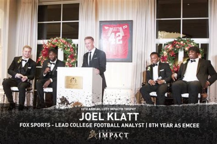 Joel Klatt Fox, Bio, Wiki, Age, Height, Family, Wife, Education, Salary and Net Worth