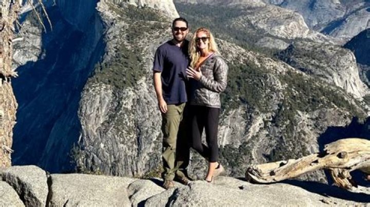 Lauren Wallace CBS47, Bio, Wiki, Age, Husband, Wedding, Salary, and Net Worth