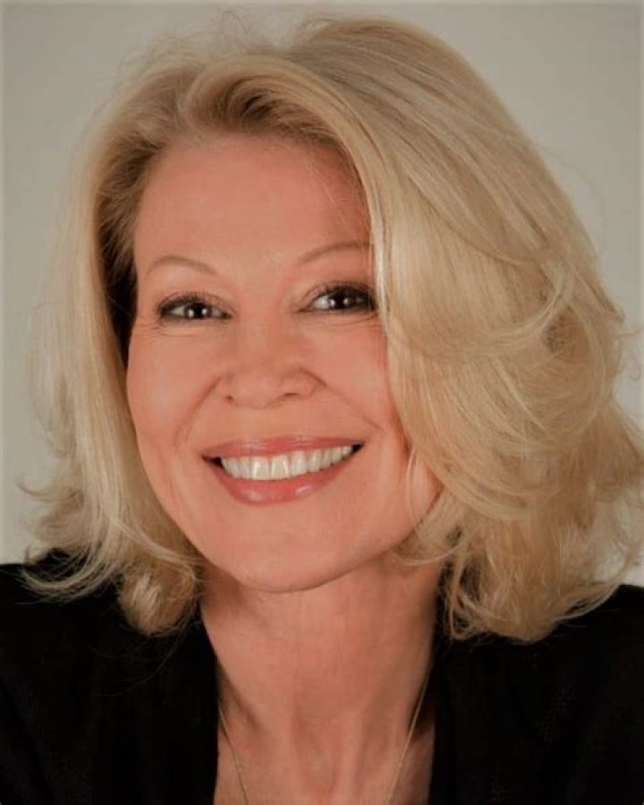 Leslie Easterbrook – Biography, Facts & Life Story
