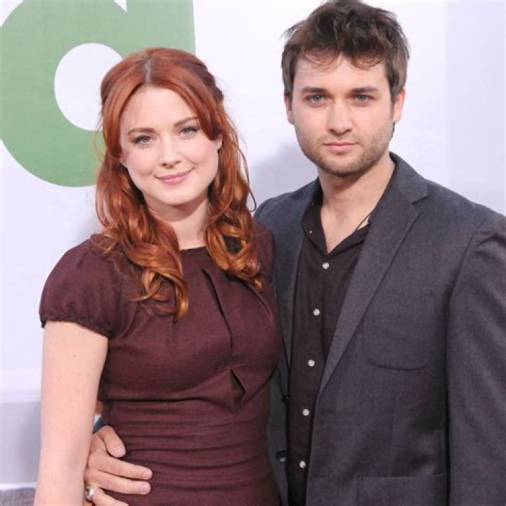 Meet Alexandra Breckenridge Sister Brooke Whitty And Brother Kyle