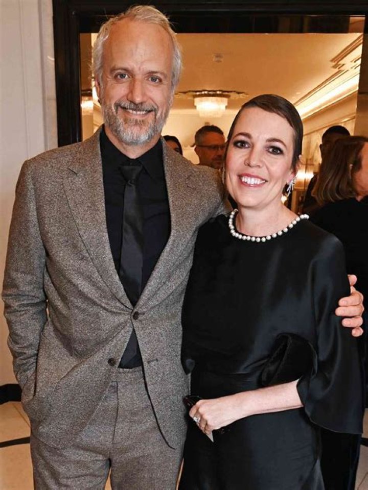 Meet Ed Sinclair – Photos of Olivia Colman’s Husband Since 2001