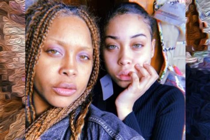 Meet Puma Sabti Curry – Photos Of Erykah Badu’s Daughter With The D.O.C.