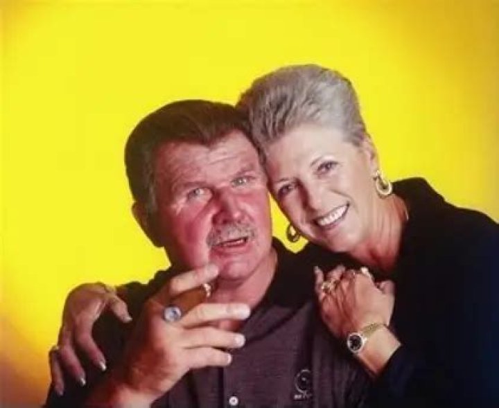 Mike Ditka and his wife of forty years are good samaritans who believe in the power of giving