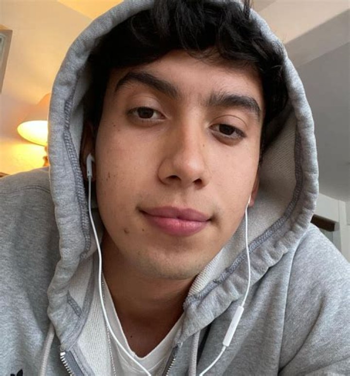 Nando Pro's Biography And Facts'