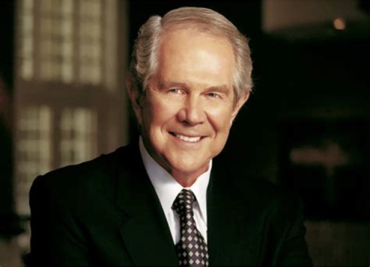 Pat Robertson Cause Of Death And Obituary