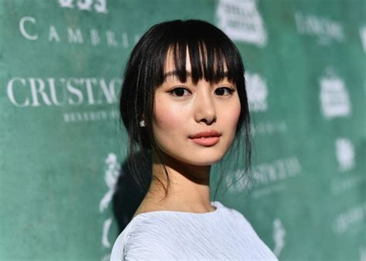 Shiori Kutsuna – Biography, Facts & Life Story