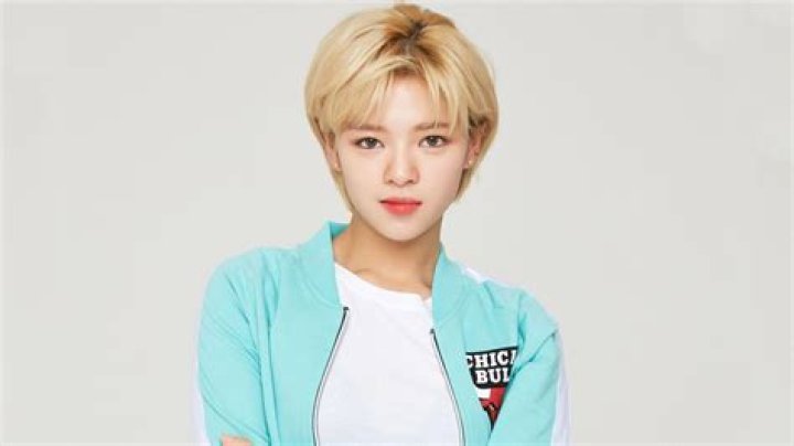 Yoo Jeong Yeon – Biography, Facts & Life Story